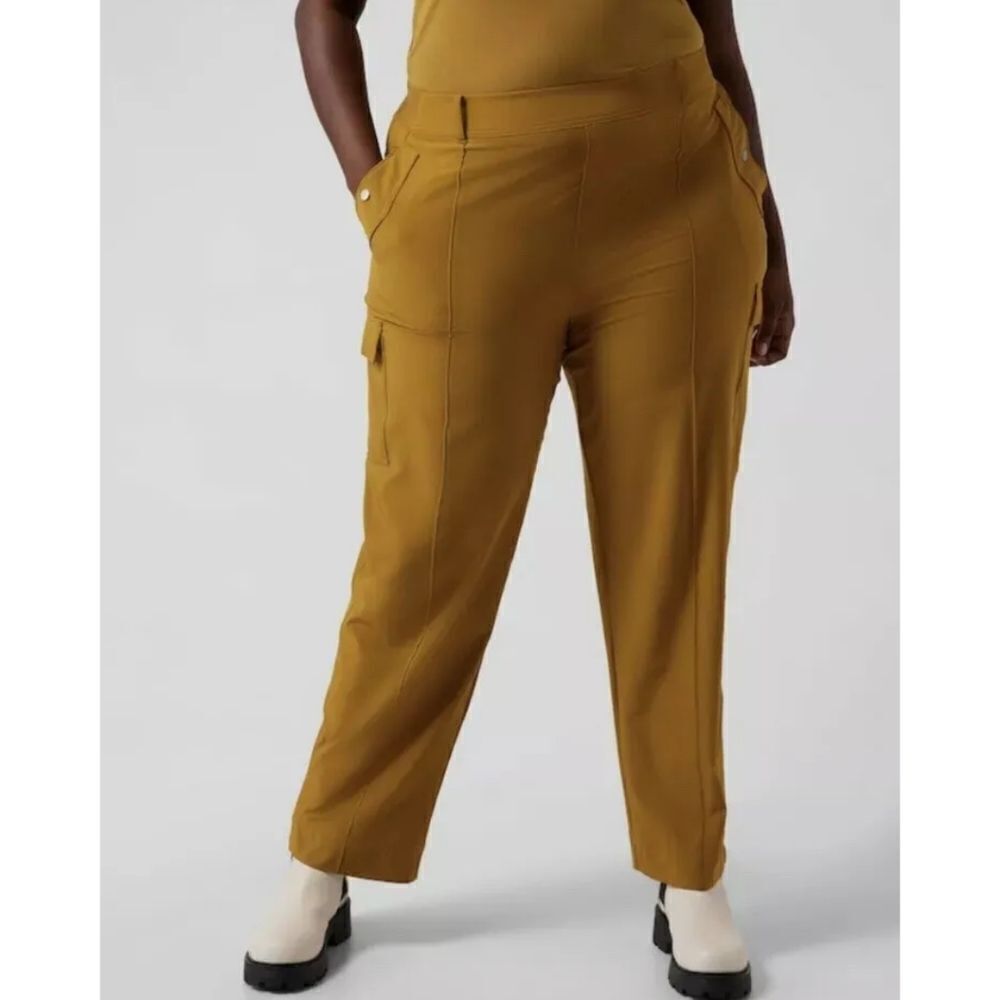 Athleta 22 Vienna Cargo Pants New
